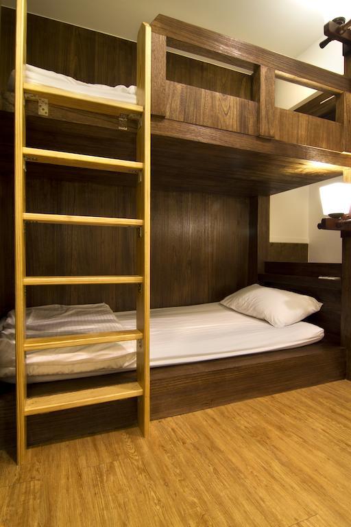 Classic Quadruple Room